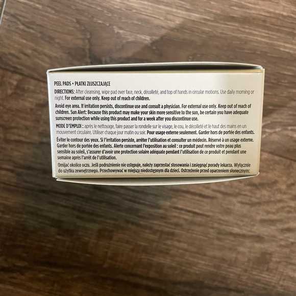 NWT Bundle of Arbonne Detox Mask & DermResults peel pads - Picture 6 of 7